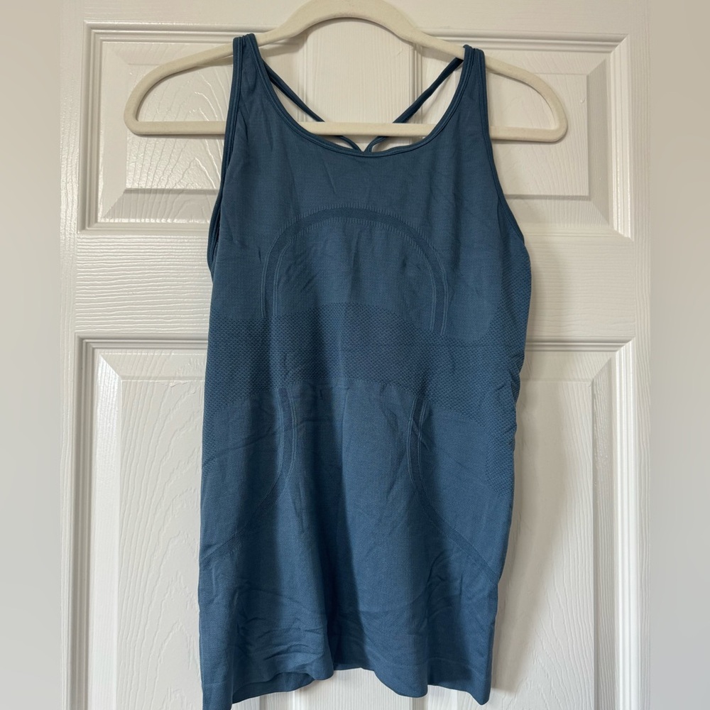 Lululemon tops